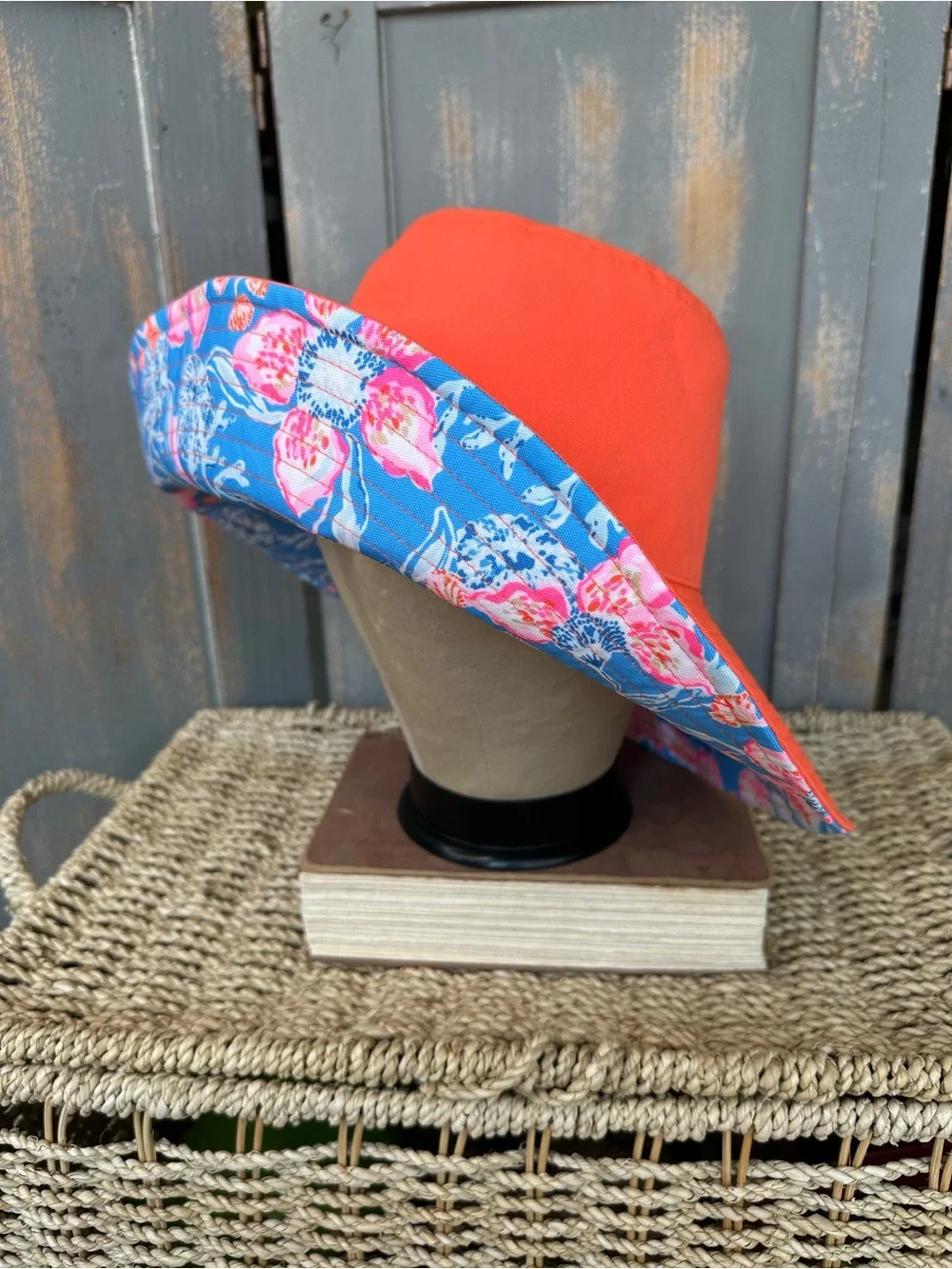 Lilly Pulitzer Reversible Canvas UPF 50+ Sun Hat GWP Bahamian Rhapsody NWOT